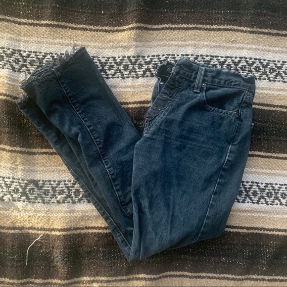 Dark blue button fly vintage Levi’s - Picture 8 of 9